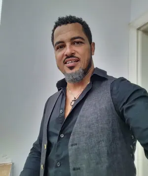 Van Vicker